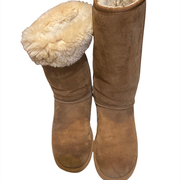UGG CLASSIC TALL BOOTS - Picture 2 of 7
